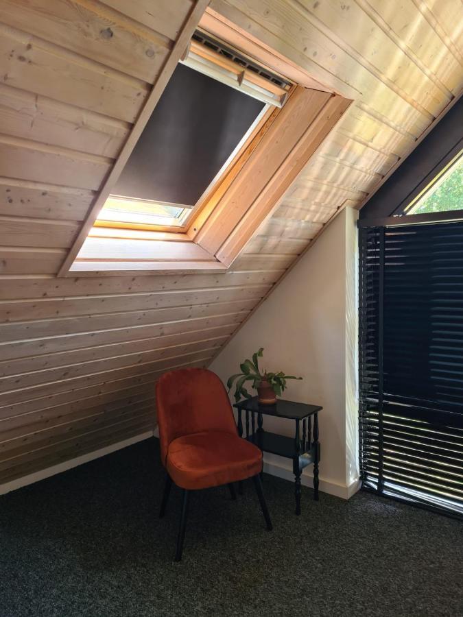 Vakantiehuis Met Hottub En Barrelsauna Оммен Экстерьер фото